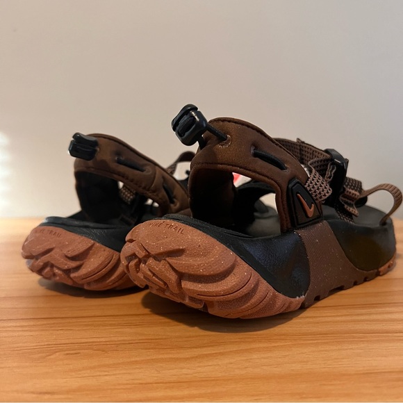 Nike | Oneonata Trail Sandals - Picture 3 of 13